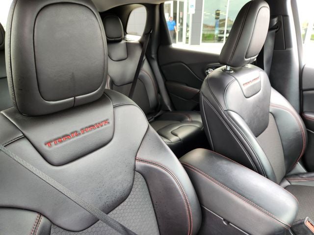 2020 Jeep Cherokee Trailhawk