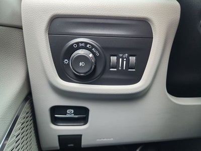 2022 Jeep Grand Cherokee L Summit