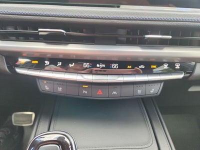 2024 Cadillac XT4 Sport