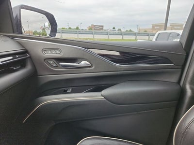 2023 Cadillac Escalade Sport