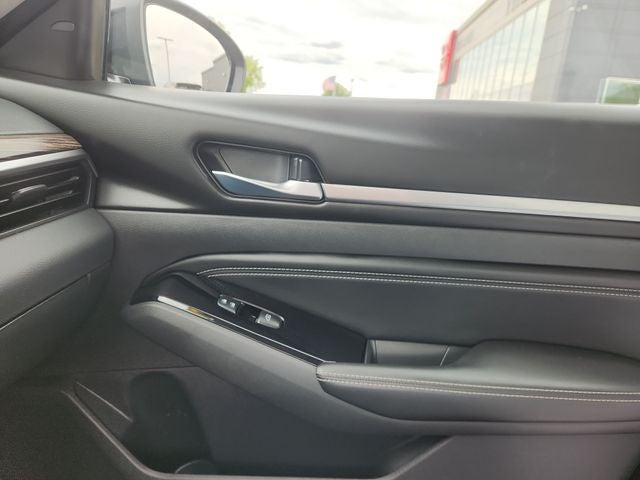2021 Nissan Altima 2.5 Platinum