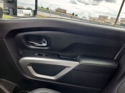 2018 Nissan Titan PRO-4X