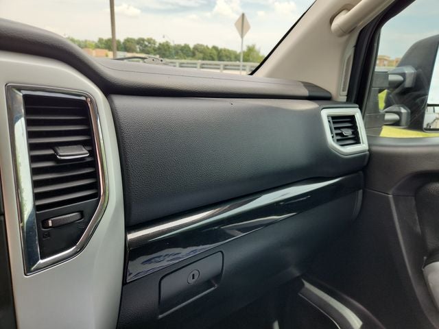 2019 Nissan Titan XD SV