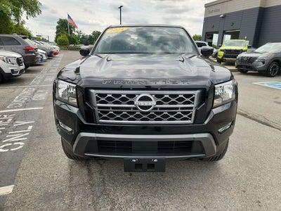 2024 Nissan Frontier SV