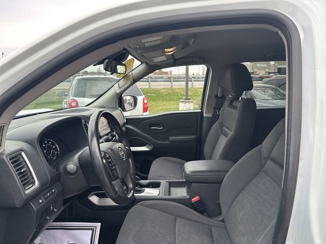 2023 Nissan Frontier SV