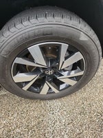 2023 Volkswagen Atlas Cross Sport 2.0T SE