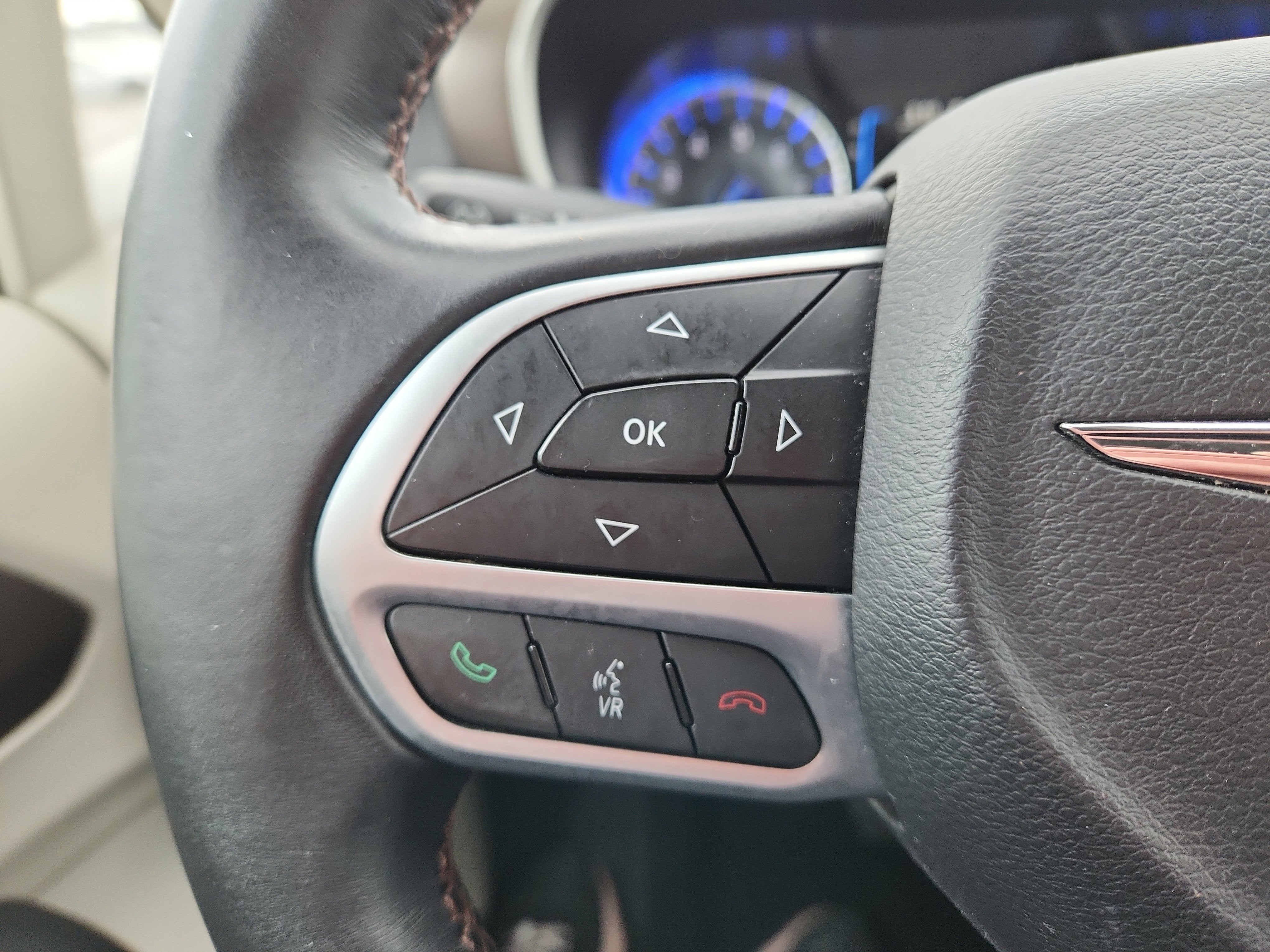 2017 Chrysler Pacifica Touring L