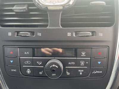 2016 Chrysler Town & Country Touring