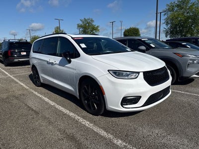 2025 Chrysler Pacifica Limited