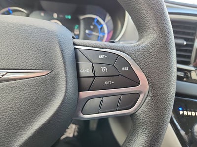 2017 Chrysler Pacifica Hybrid Touring Plus