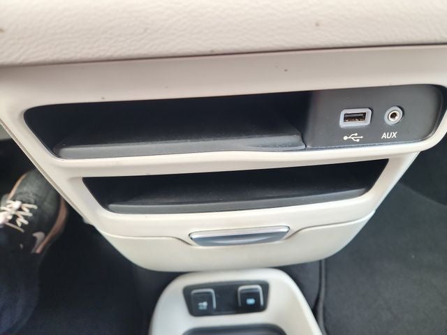 2017 Chrysler Pacifica Hybrid Touring Plus