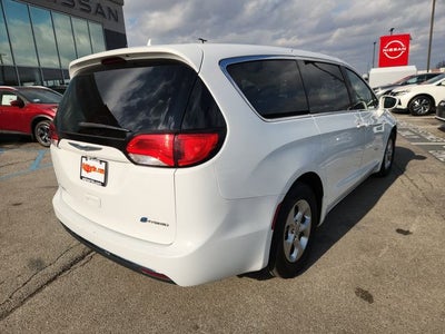 2017 Chrysler Pacifica Hybrid Touring Plus