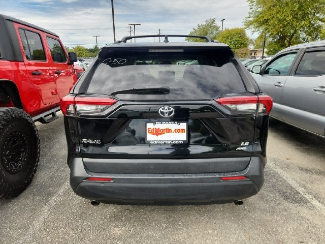 2021 Toyota RAV4 LE