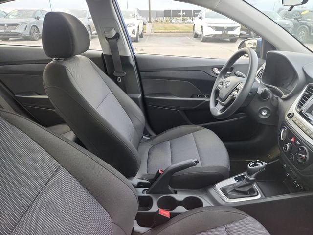 2022 Hyundai Accent SE