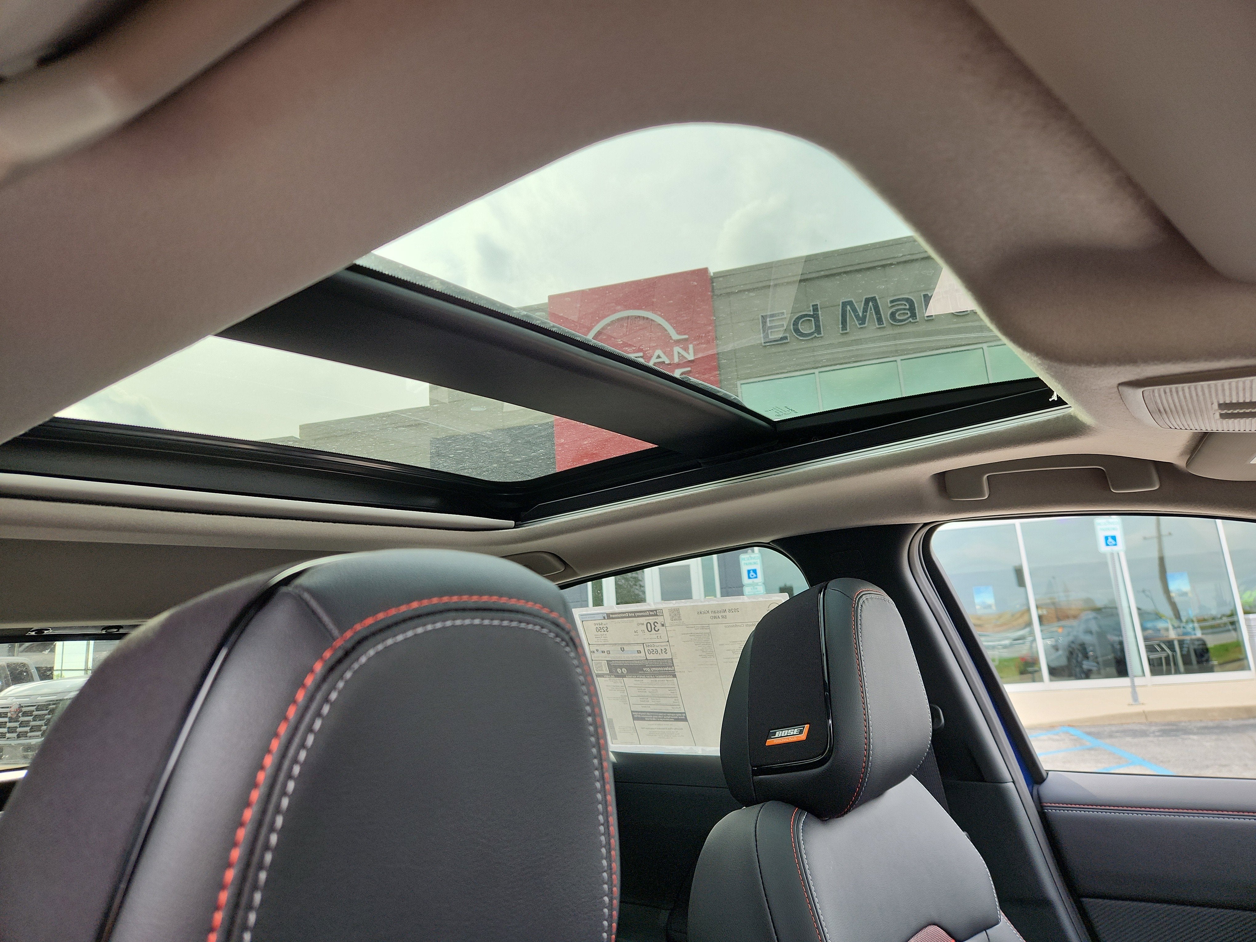 2026 Nissan Kicks SR