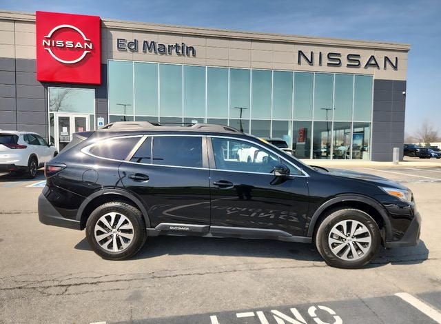 2022 Subaru Outback Premium