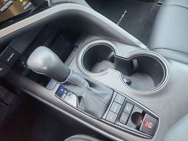 2023 Toyota Camry Hybrid SE