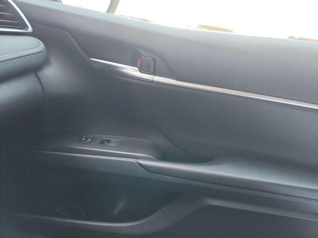 2023 Toyota Camry Hybrid SE