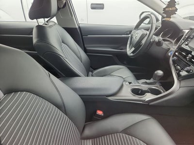 2023 Toyota Camry Hybrid SE
