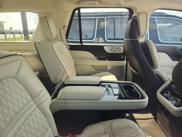 2021 Lincoln Navigator Black Label