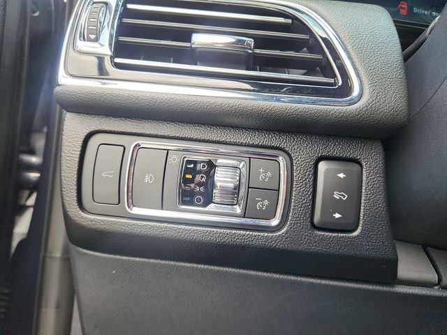 2023 Lincoln Navigator L Reserve