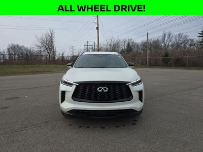 2025 INFINITI QX60 LUXE