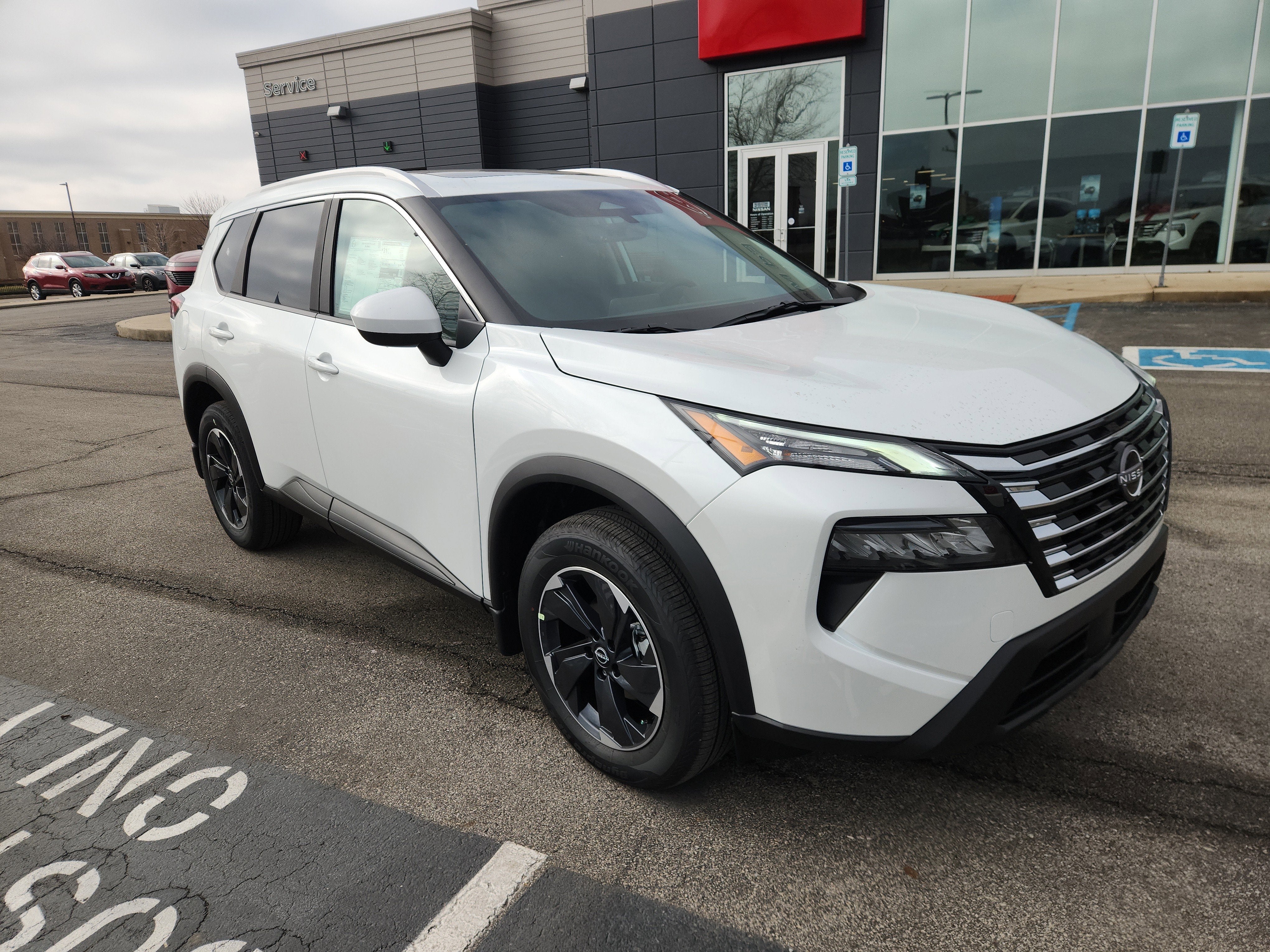 2026 Nissan Rogue SV