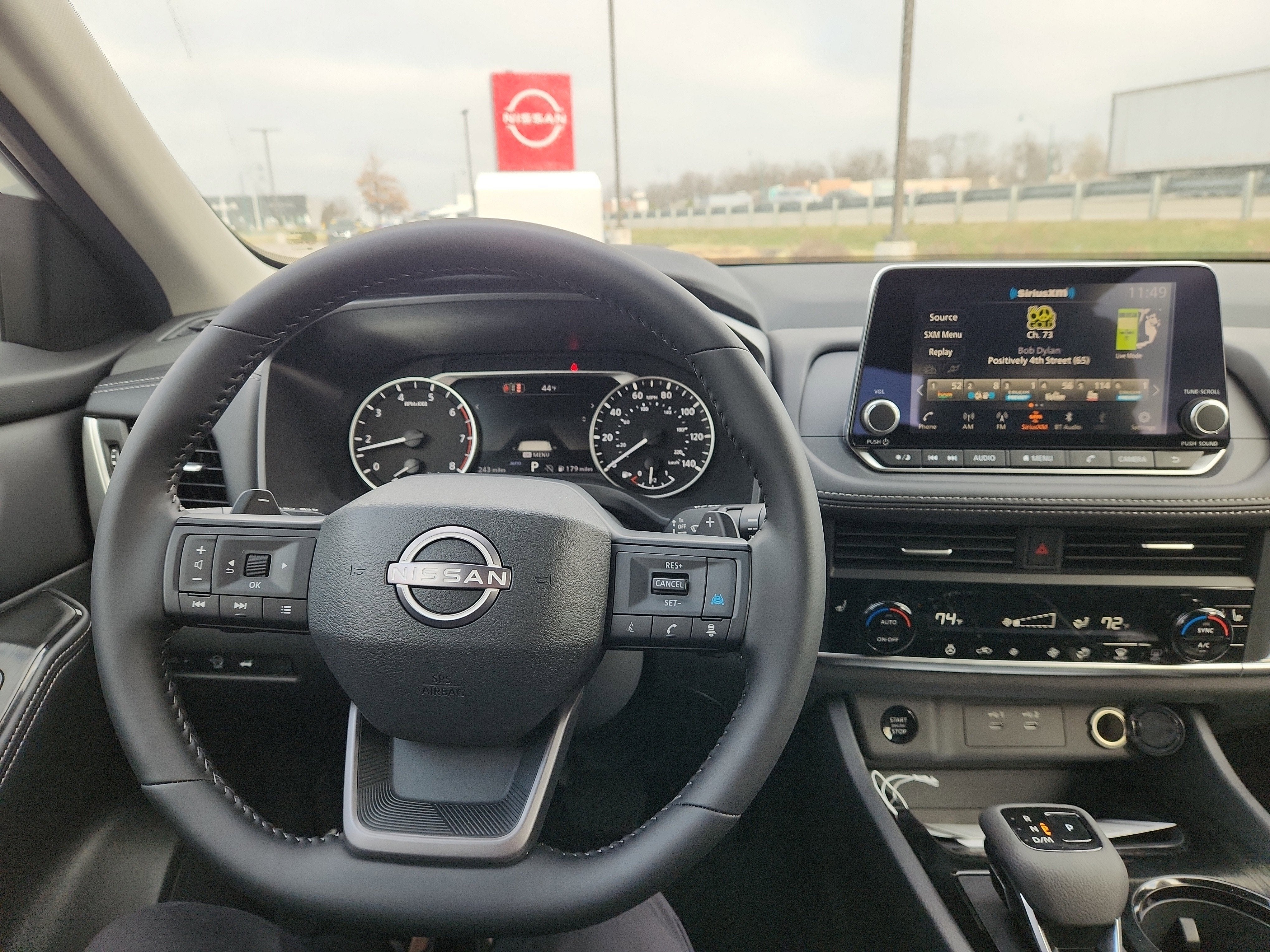 2026 Nissan Rogue SV