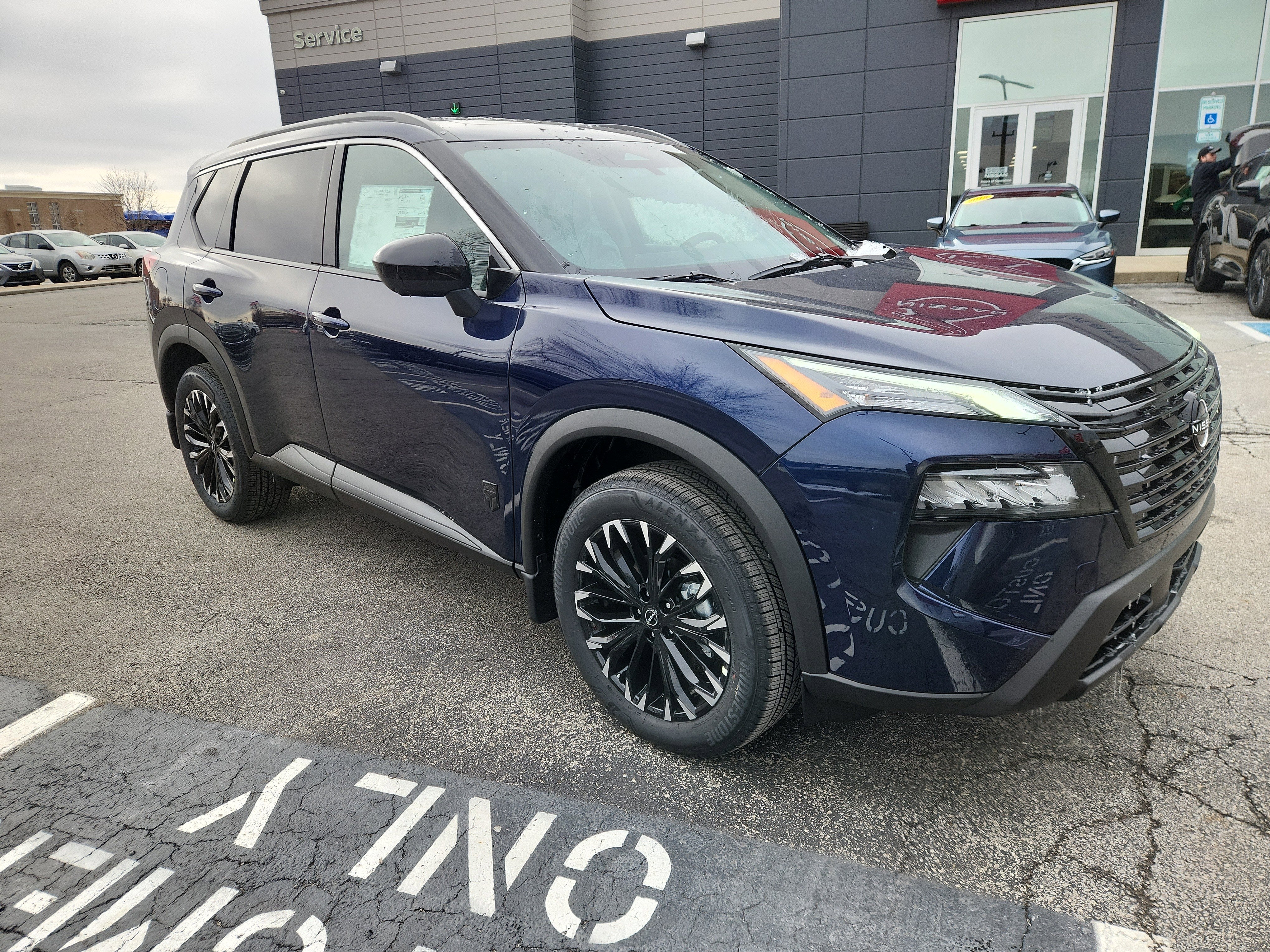 2026 Nissan Rogue Dark Armor