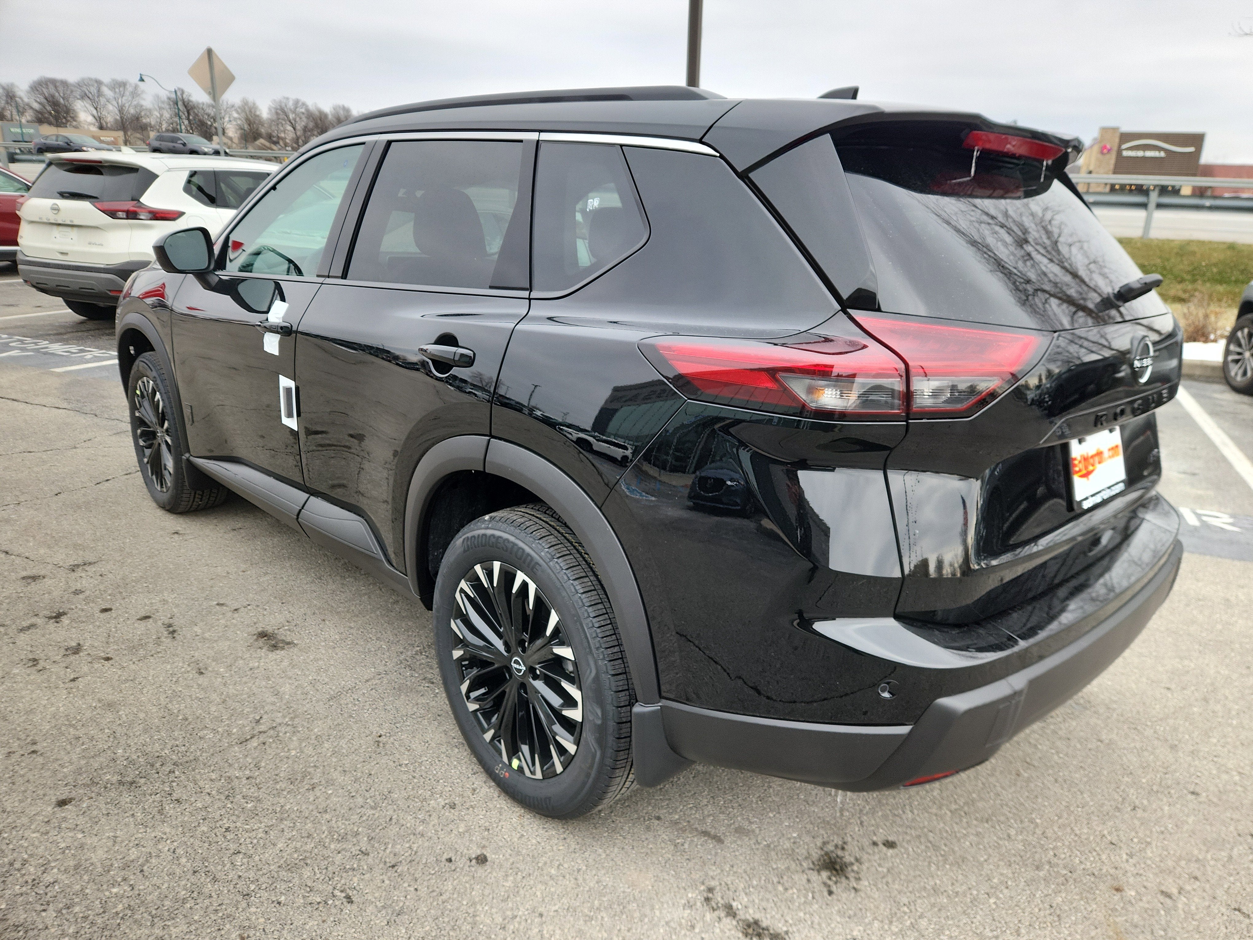 2026 Nissan Rogue Dark Armor