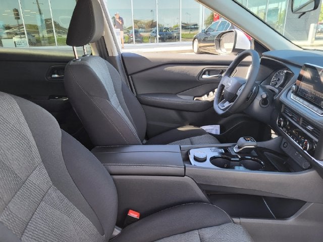 2027 Nissan Rogue SV