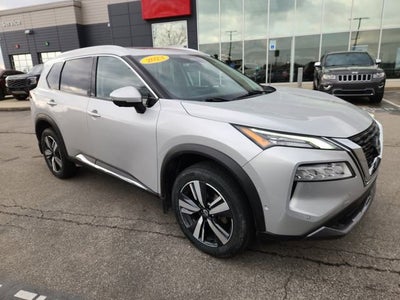 2023 Nissan Rogue SL