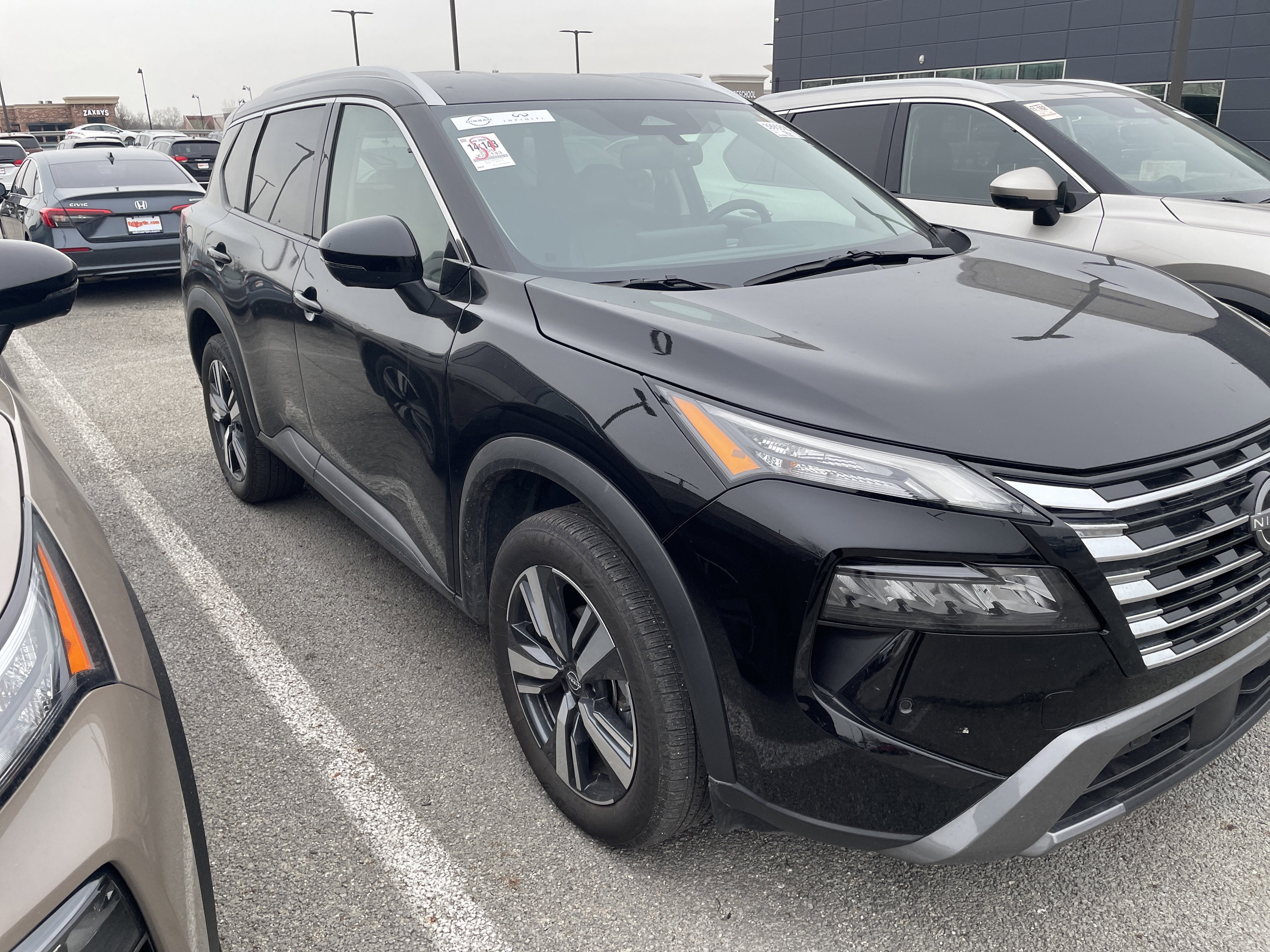 2025 Nissan Rogue SL