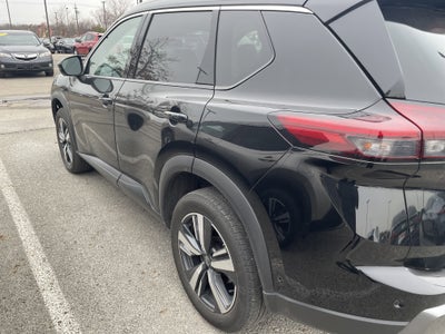 2025 Nissan Rogue SL