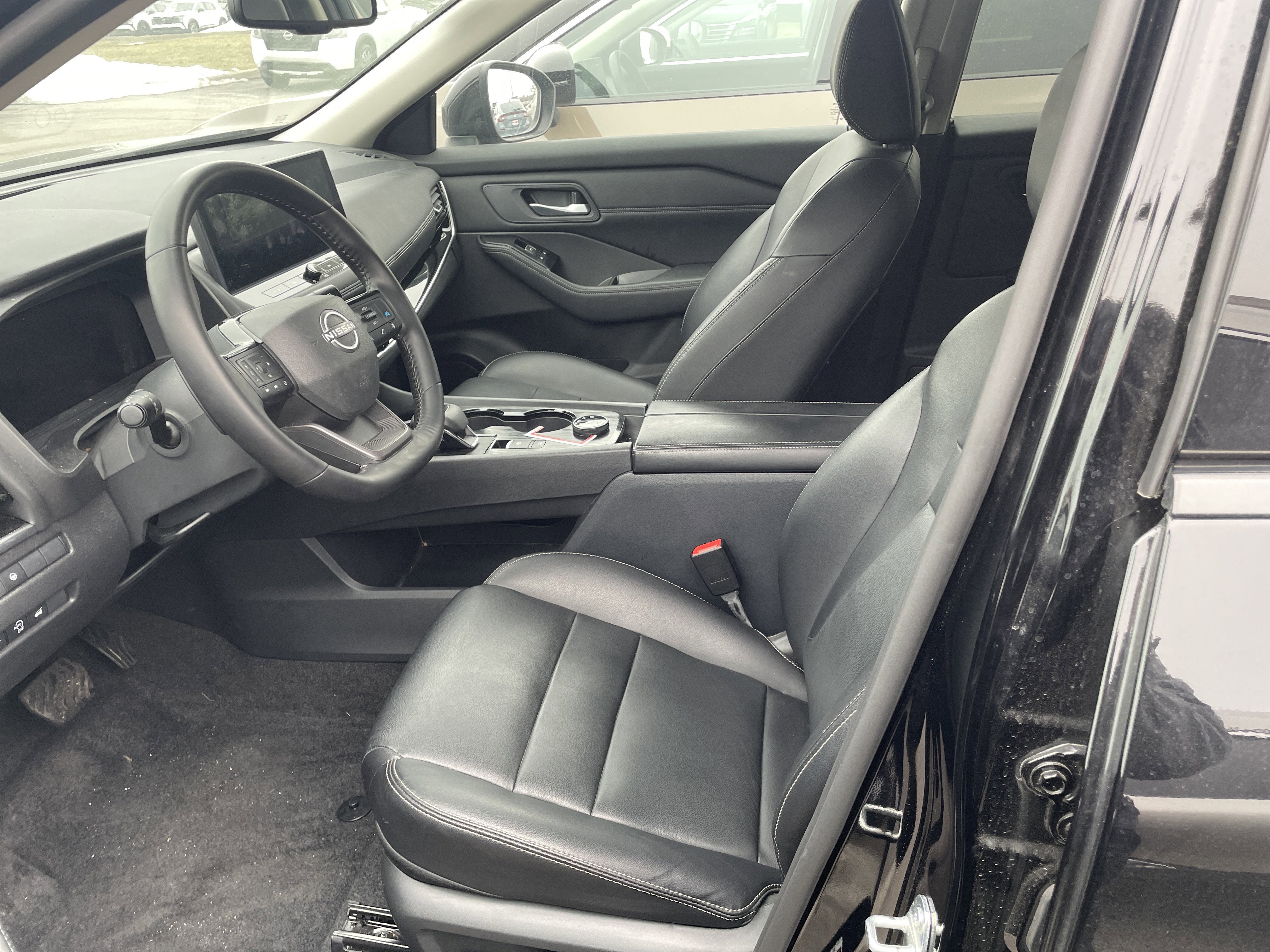 2025 Nissan Rogue SL