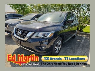 2020 Nissan Pathfinder SV