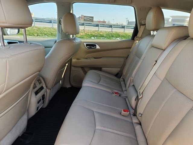 2020 Nissan Pathfinder Platinum