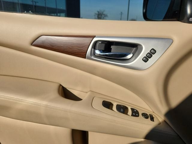 2020 Nissan Pathfinder Platinum