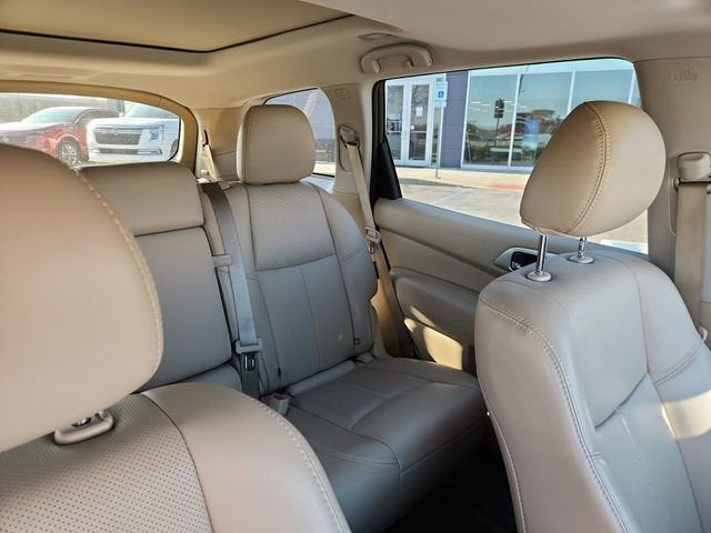 2020 Nissan Pathfinder Platinum