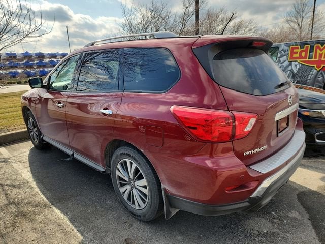 2017 Nissan Pathfinder SL