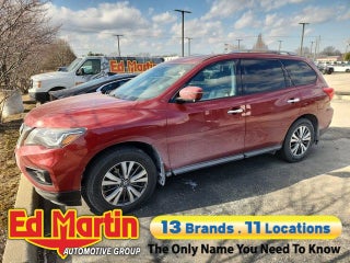 2017 Nissan Pathfinder SL