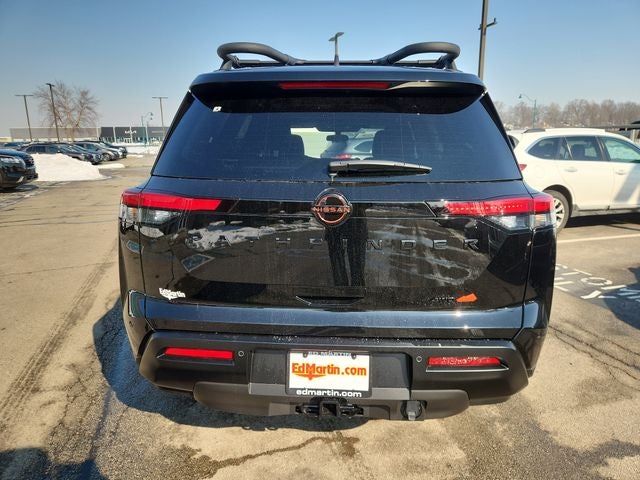 2026 Nissan Pathfinder SV