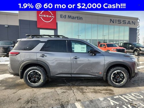 2026 Nissan Pathfinder SV