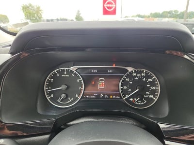 2025 Nissan Pathfinder SL