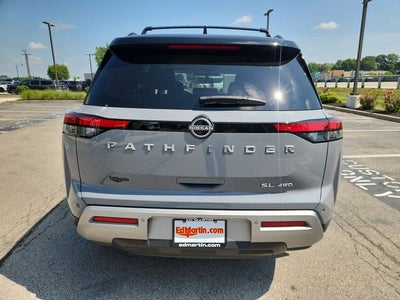 2022 Nissan Pathfinder SL