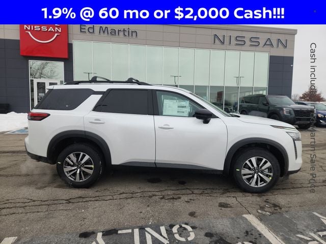 2026 Nissan Pathfinder SL