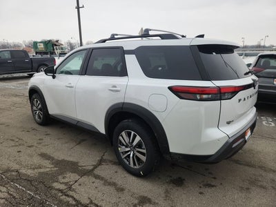 2026 Nissan Pathfinder SL