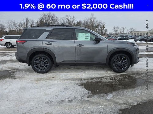 2026 Nissan Pathfinder SL