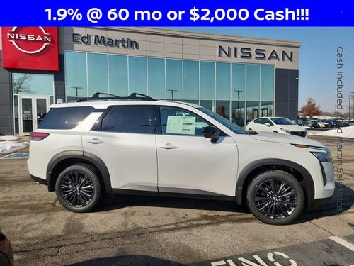 2026 Nissan Pathfinder SL