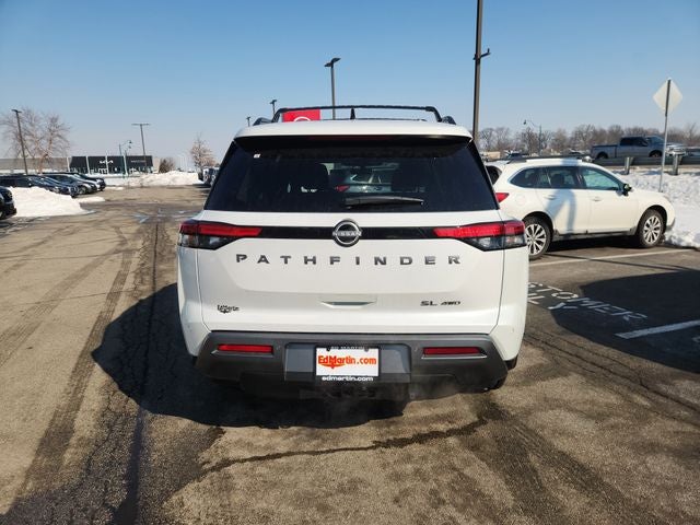 2026 Nissan Pathfinder SL